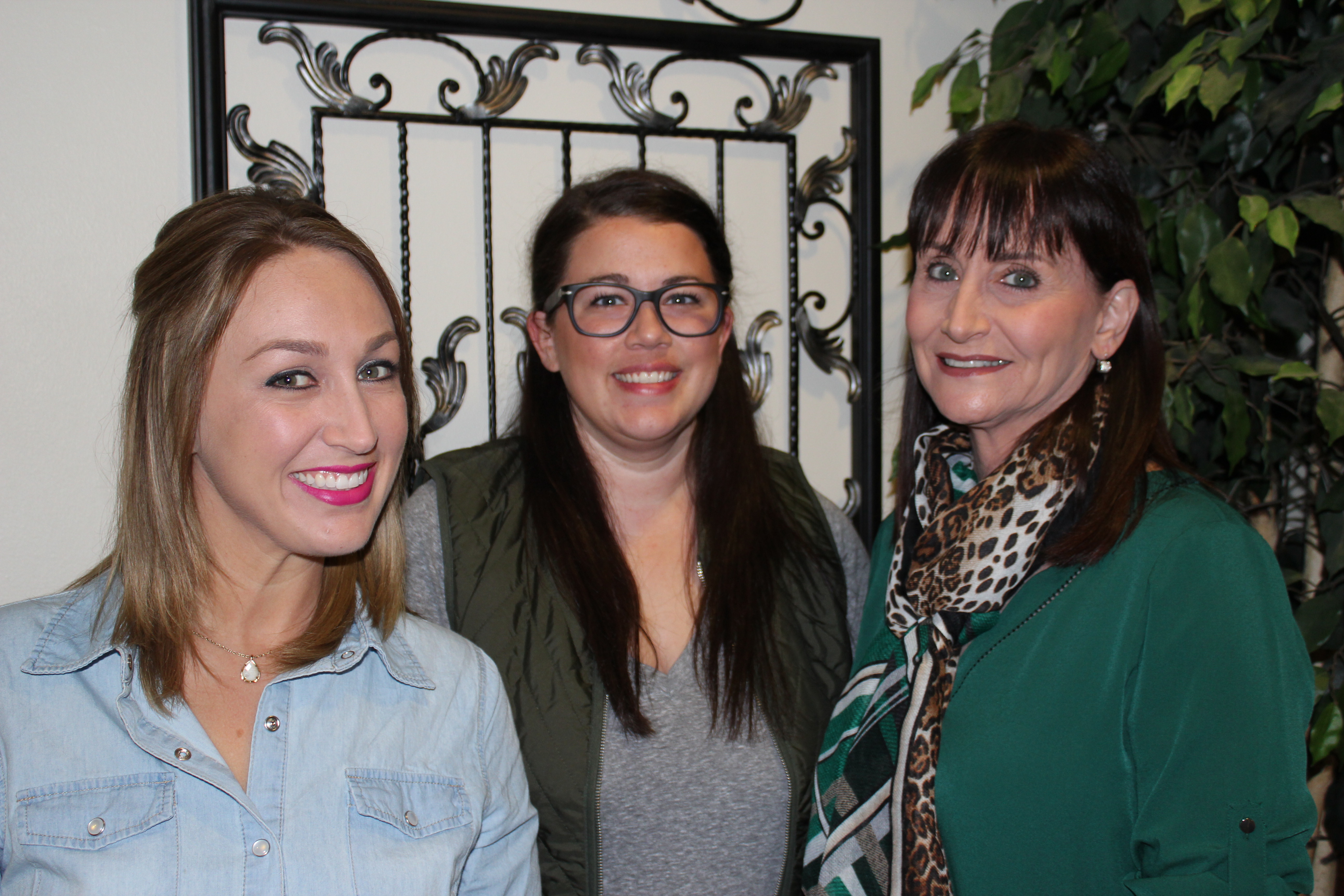 Administrative staff of oral & cosmetic surgery in Norman OK